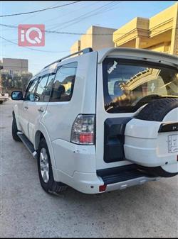 ميتسوبيشي باجيرو